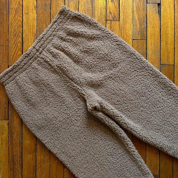 SKIMS Kim Kardashian Teddy High Pile Fleece Sweatpants Women‎ Pink Desert Tan. - Picture 8 of 8